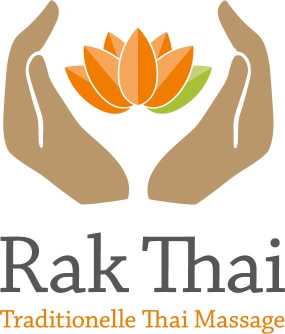 „Rak Thai Wellness Massagen – Chiam Kretschmann“-Logo, zur Startseite